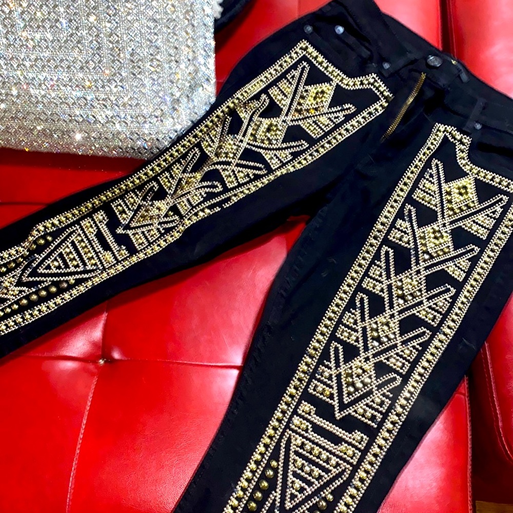 7 For All man kind blk beaded jeans! Limited edition!🔥🔥